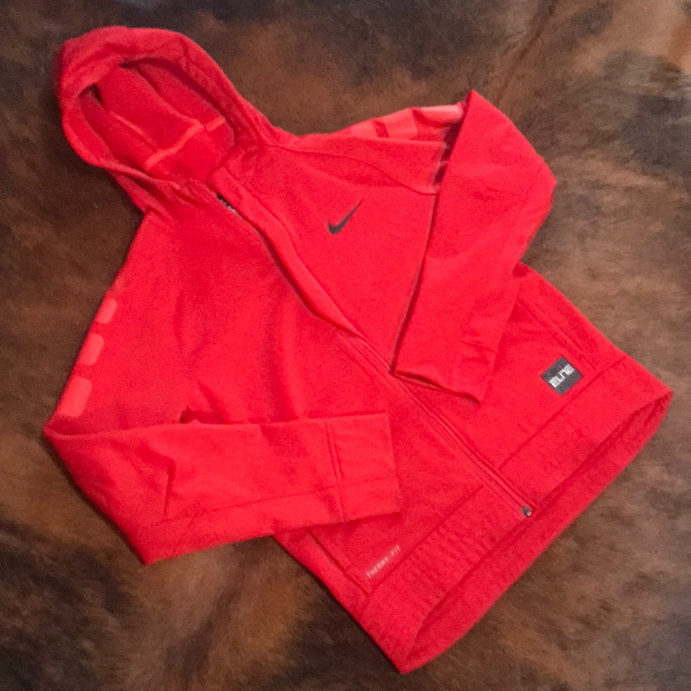 Nike jacket red in color kids size Xtra large
